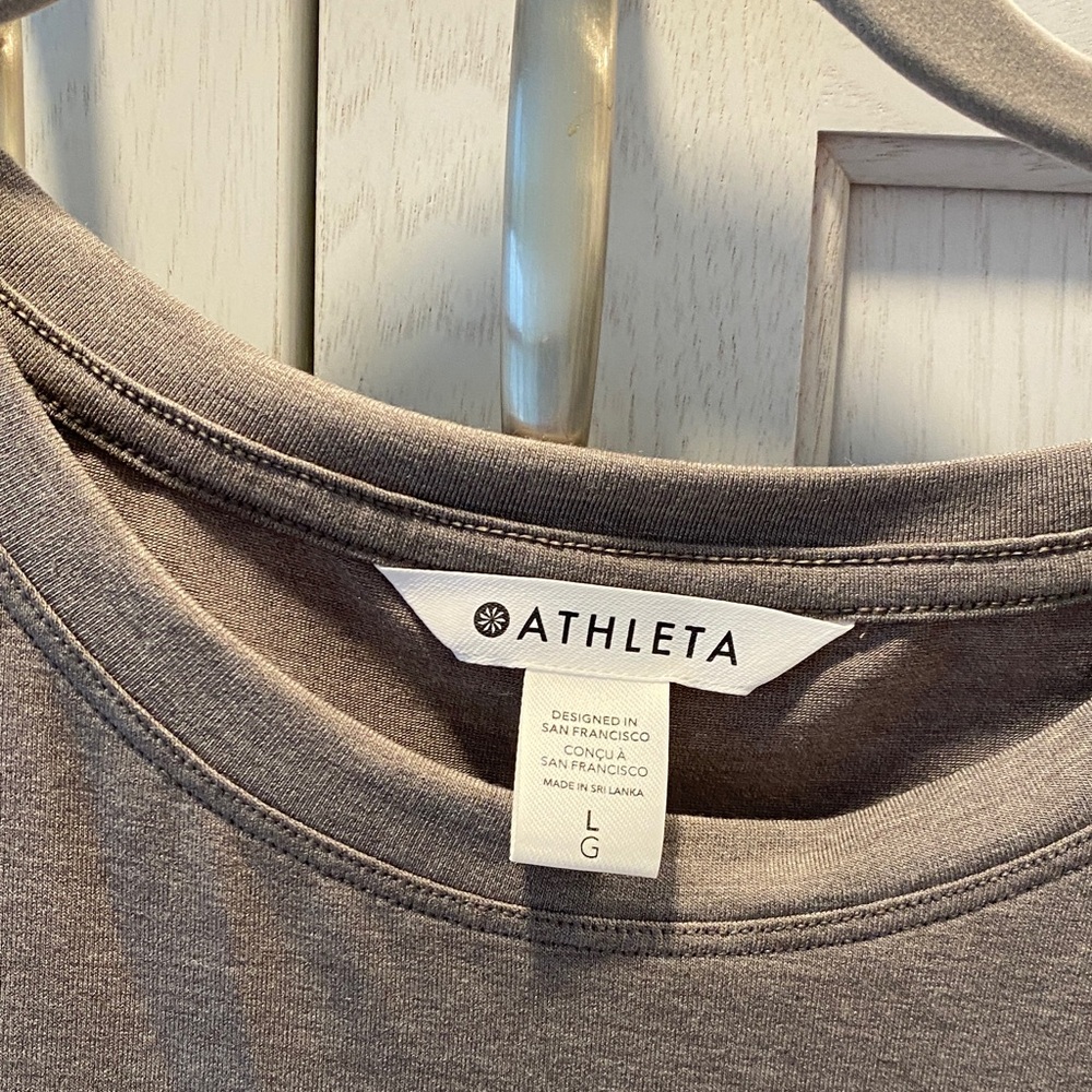 Athleta Gray Scoop Neck Tank Top